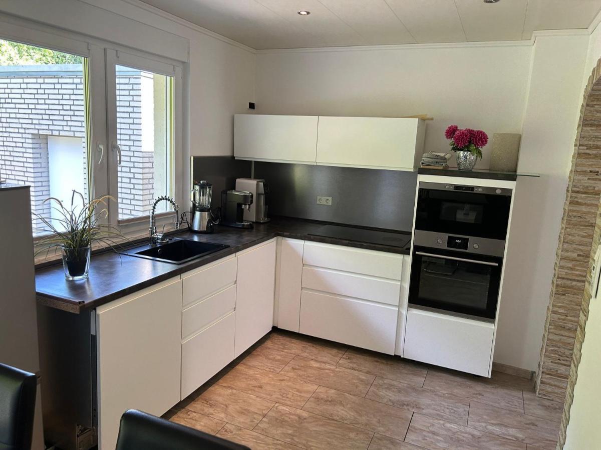Gemuetliches Familienhaus - Fuehlt Euch Wohl Apartment Oldenburg Ngoại thất bức ảnh