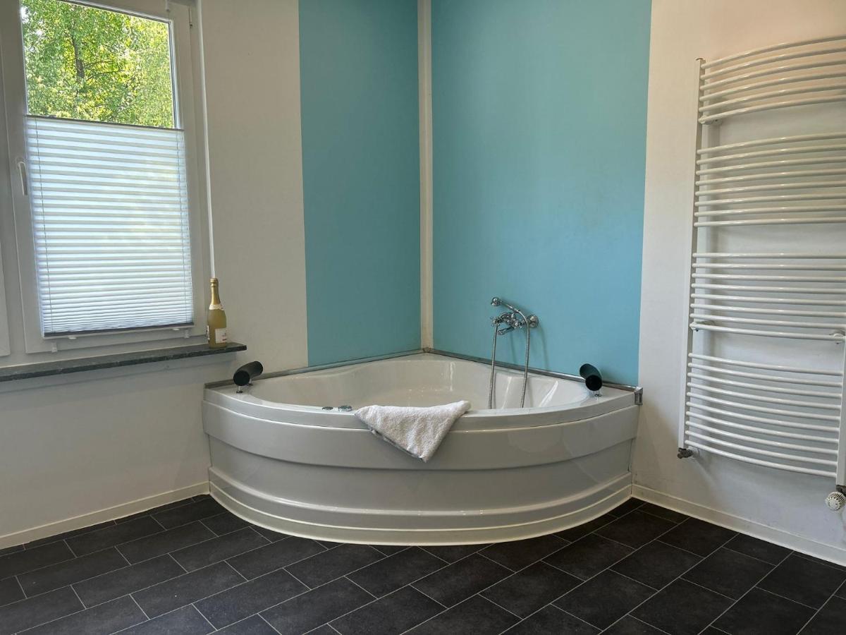 Gemuetliches Familienhaus - Fuehlt Euch Wohl Apartment Oldenburg Ngoại thất bức ảnh